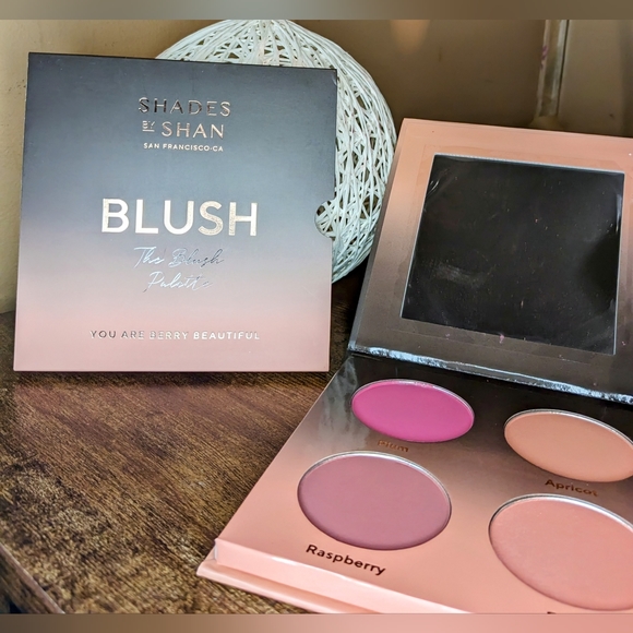 5/75$ Shades by Shan - the blush palette - you are berry beautiful 🍓 - Picture 14 of 16
